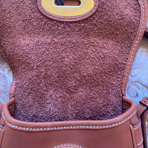 Sold Dooney and Bourke lulu Fiona - Picture 7 of 9